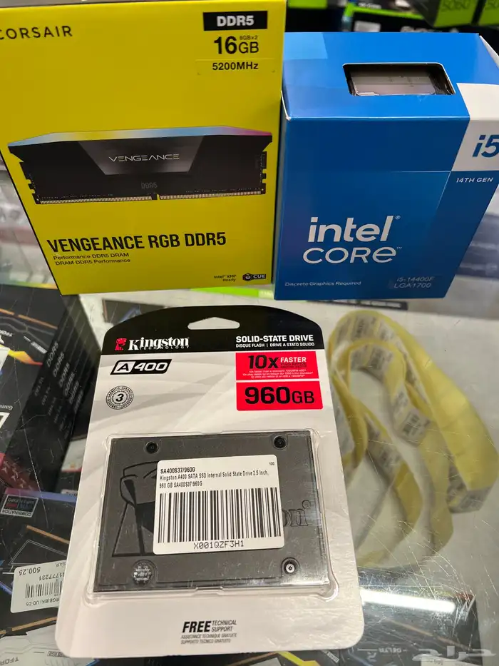 معالج ورامات من كورسير وssd من كينغستون 0