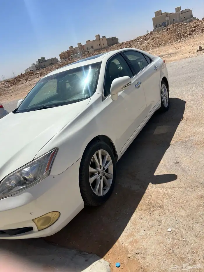 لكزز ES350 موديل 2011 7