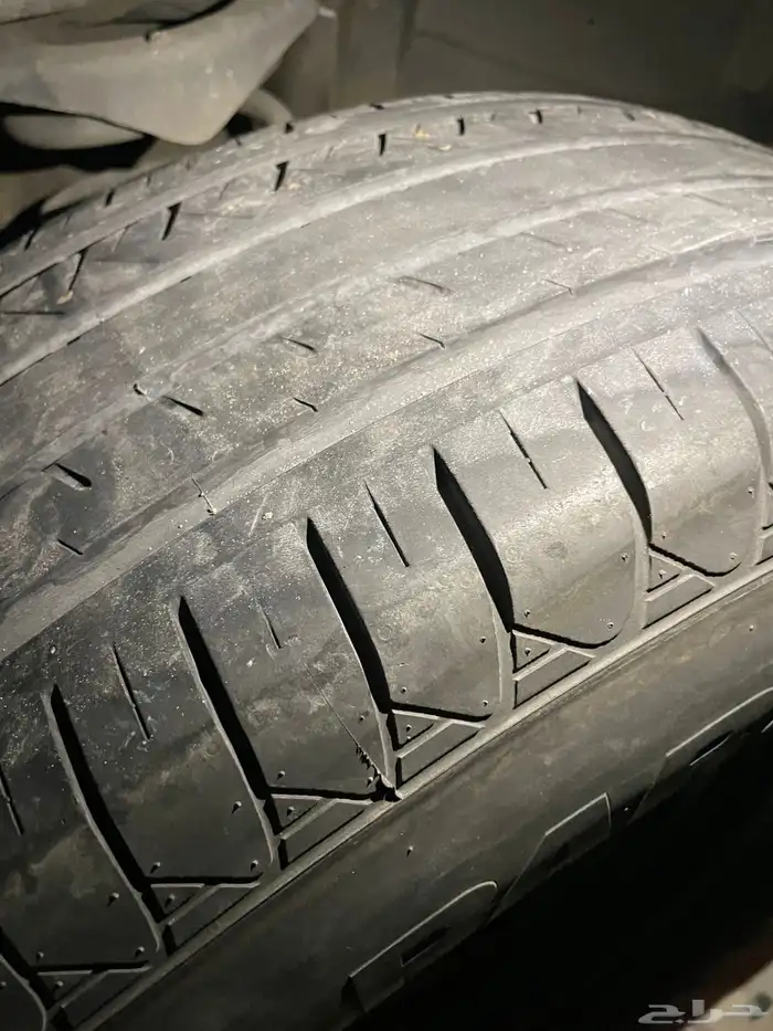 للبيع تواير اربعه مقاس 265 70R16 1
