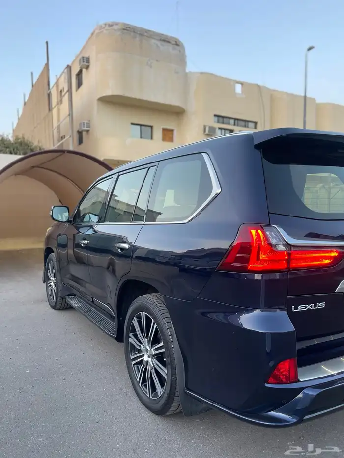 جيب لكزس LX570 بودي بلد تشيكات وكالة موديل 2020 3