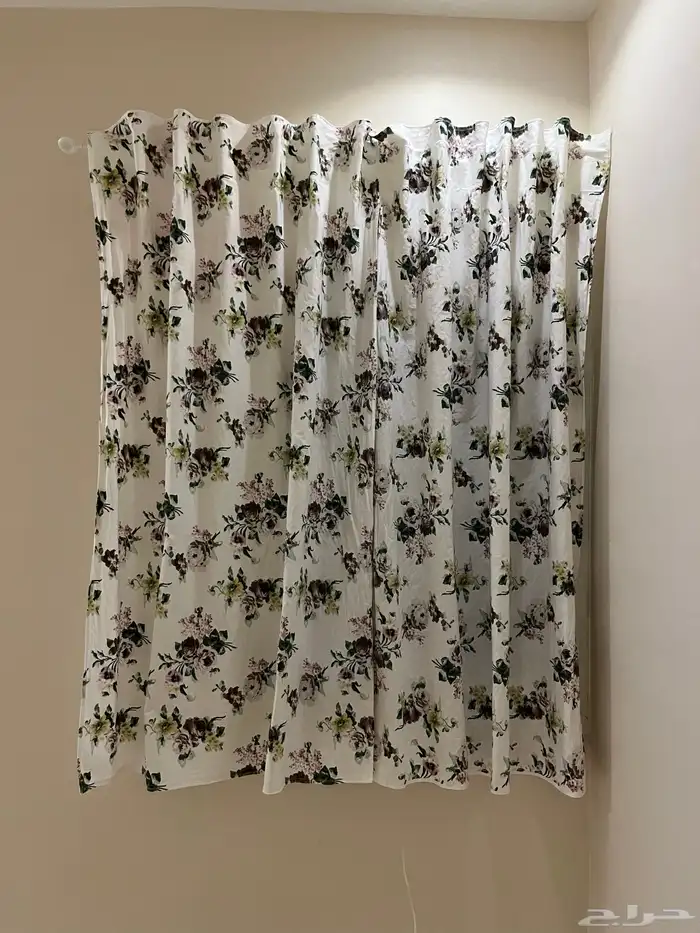ستارة من ايكيا -A pair of curtains from IKEA 0