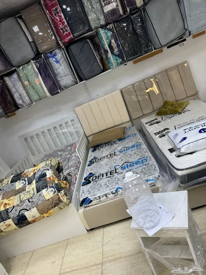 غرفة نوم كاملة  أثاث منزلي  سرير ودولاب وبطانيات 9