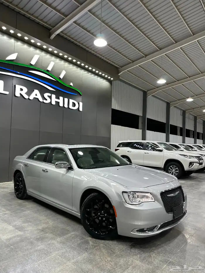 كرايزلر C300 فضي 2021 عداد 31 لدى معرض(عبيد الرشيدي) 9