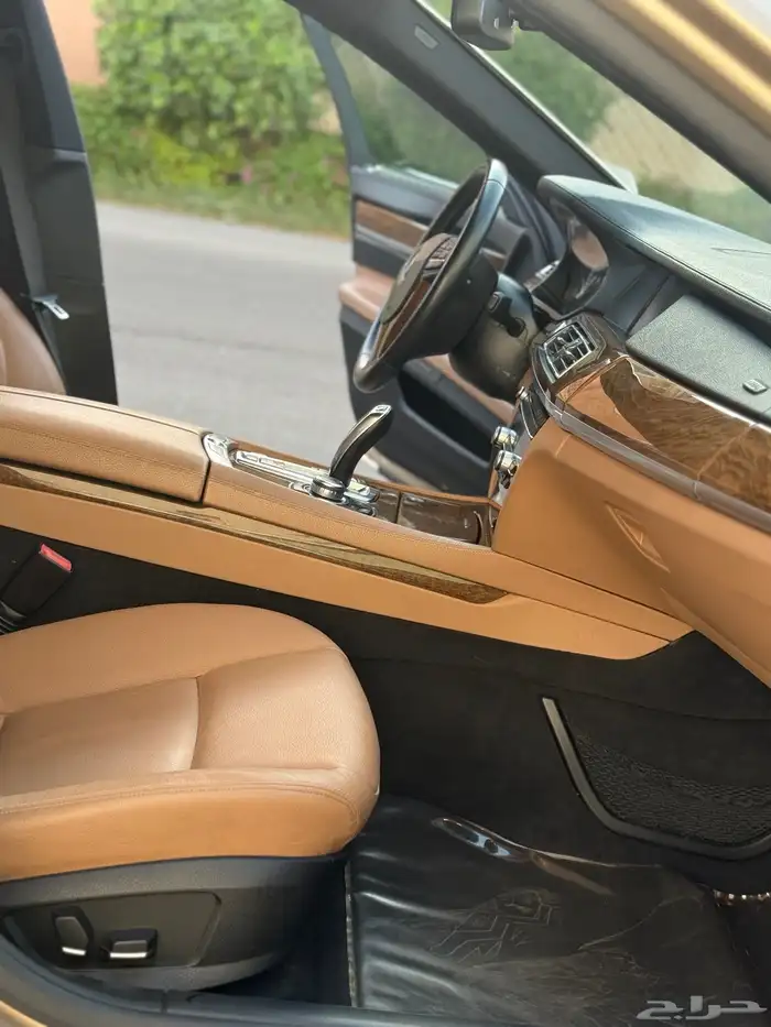 بحالة الوكالة وممشى قليل BMW 730 11