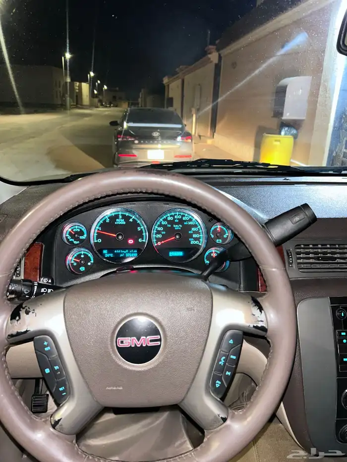 يوكن 2010 XL 3