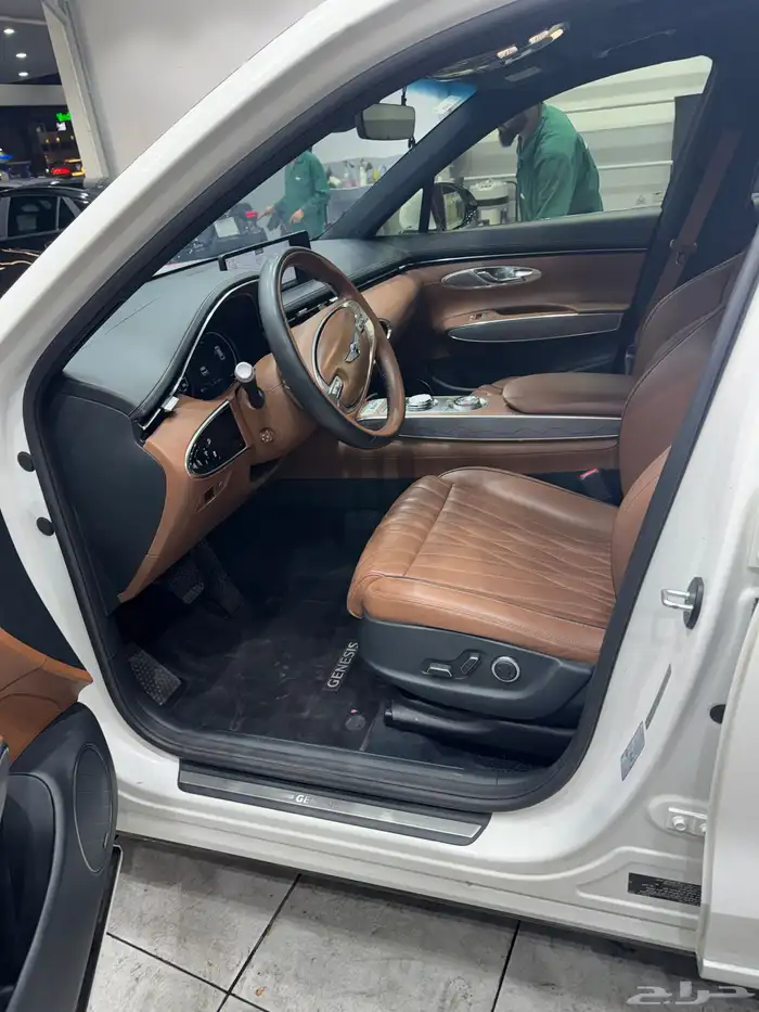 GENESIS GV0 4