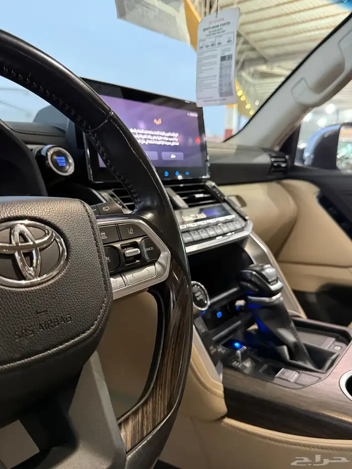 لاندكروزر VXR 2022 ديزل 14