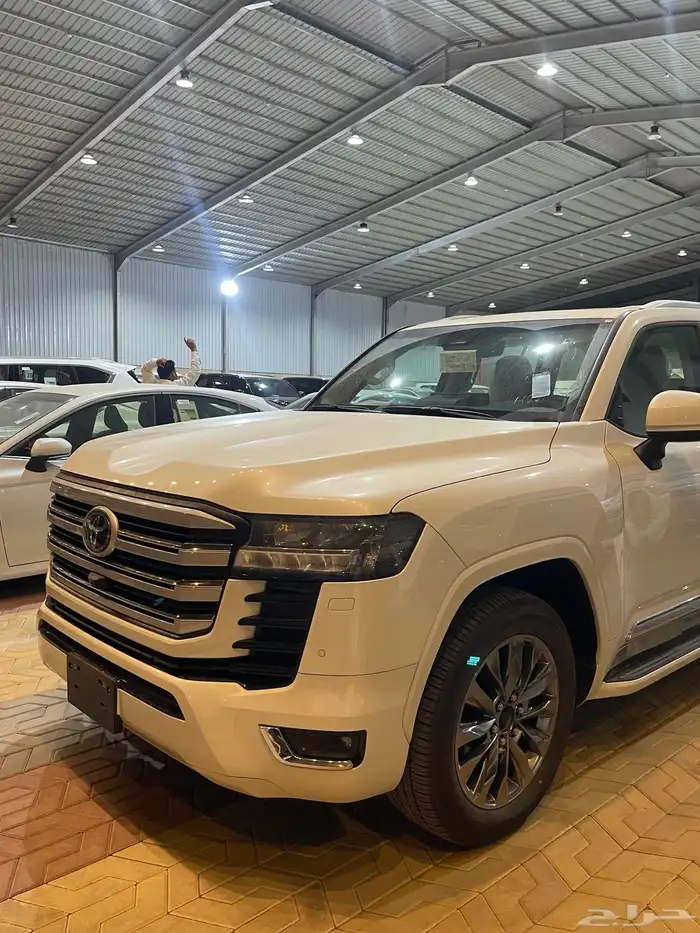 لاندكروزر جكسار GXR L4 2025 2