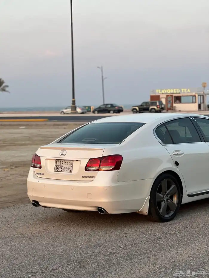 لكزز GS300 9