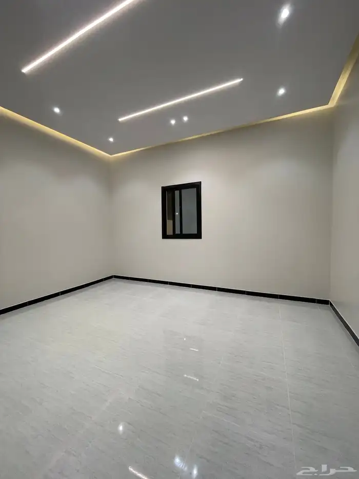 للبيع دور مع شقة مستقلة حي الريان حفر الباطن 42