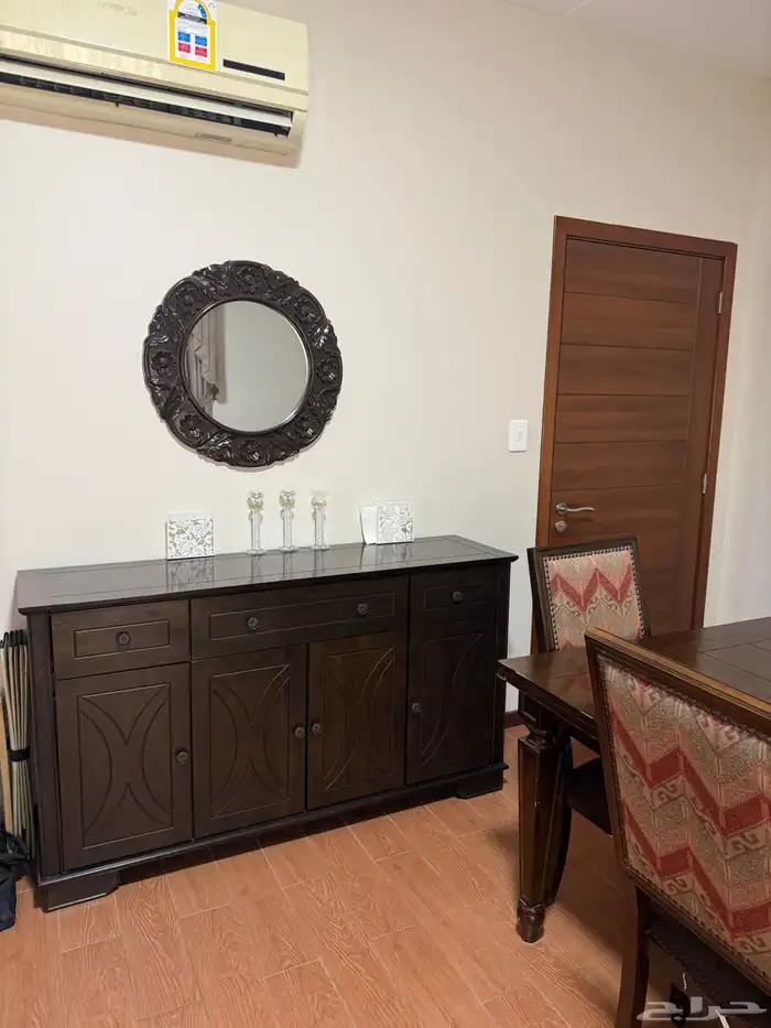طاولة طعام وبوفيه وستاير 9