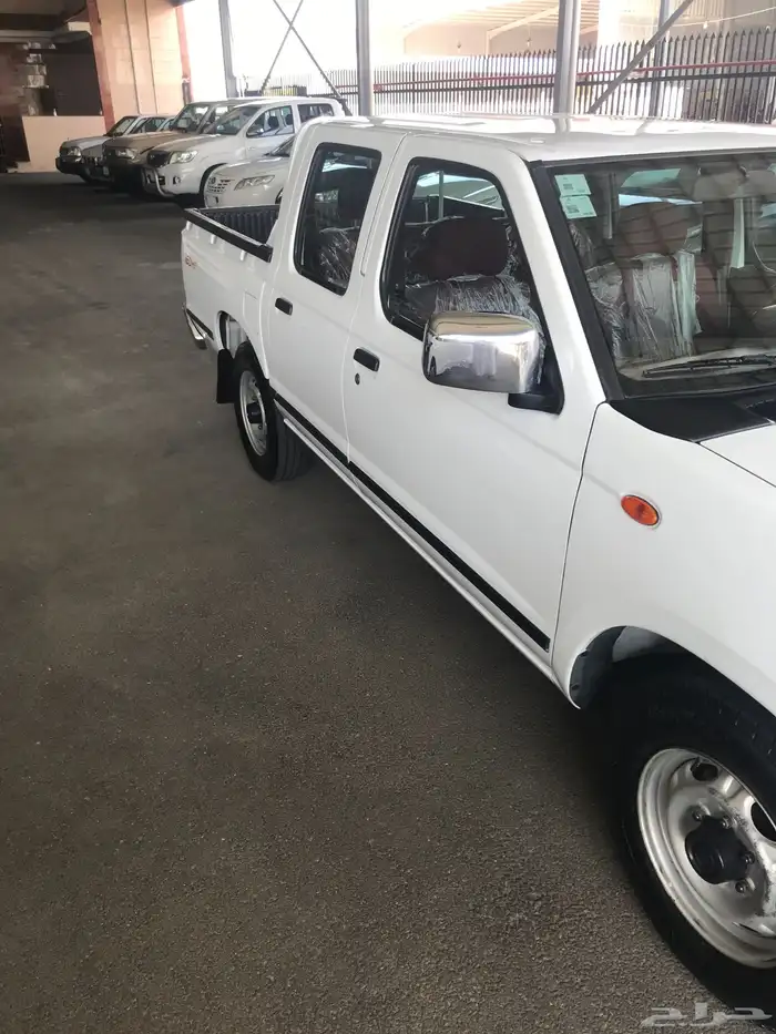 نيسان غمارتين GL-E موديل 2015 3