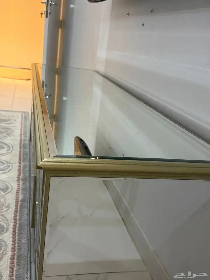طاولة بلازما ل التلفزيون 2