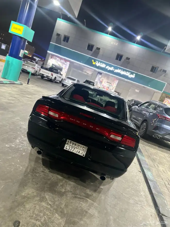 دوج كرايسلر 2013 10