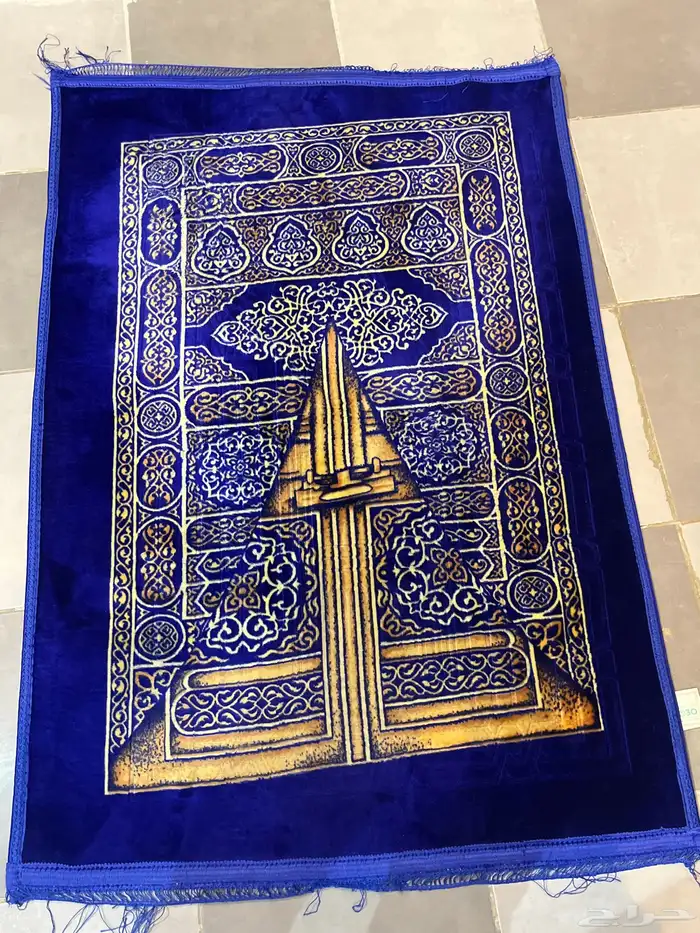 سجادة صلاة مستعملة 0