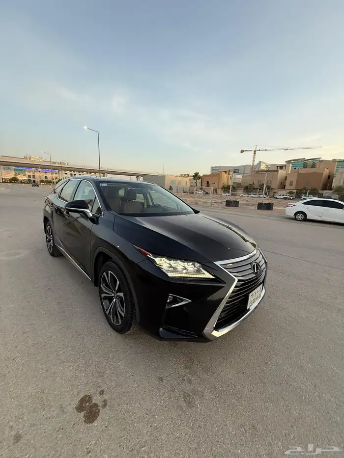 للبيع   Lexus RX350L موديل 2018   البيع من المالك مباشر 0