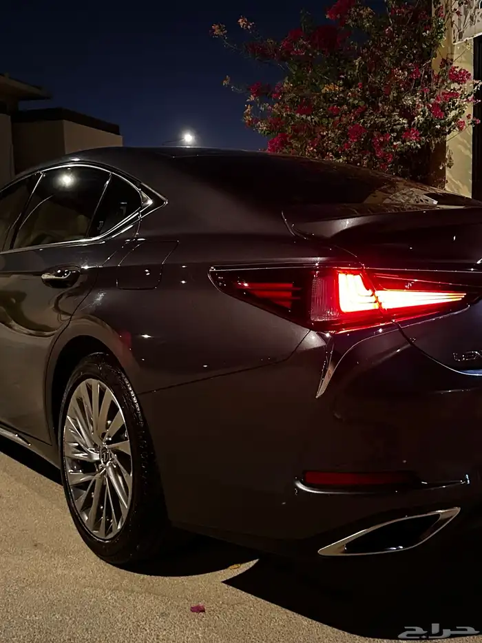 لكزس ES350 2023 6