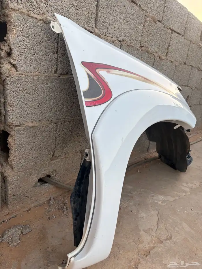 رفرف هايلوكس مدبلة 2013امامي يمين شد بلد 1