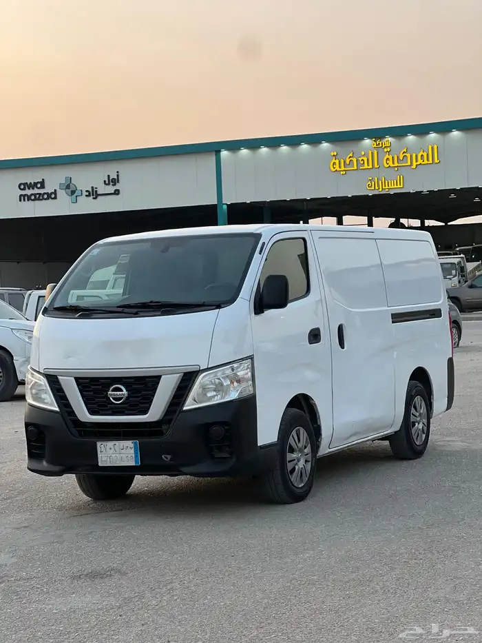 نيسان اورفان 2