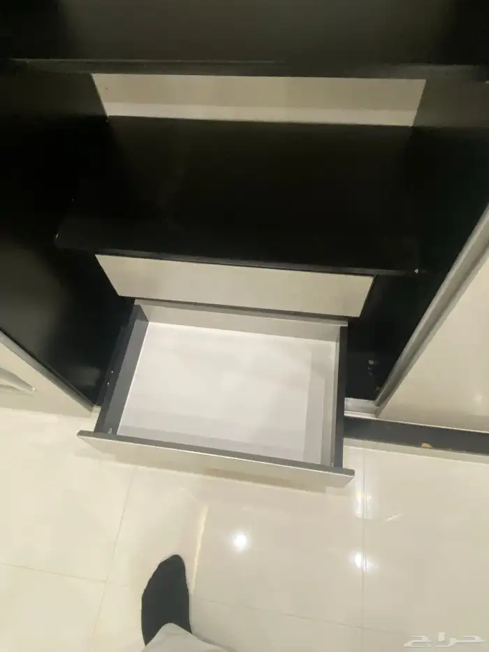 غرفة نوم نظيفه شبه جديده 7