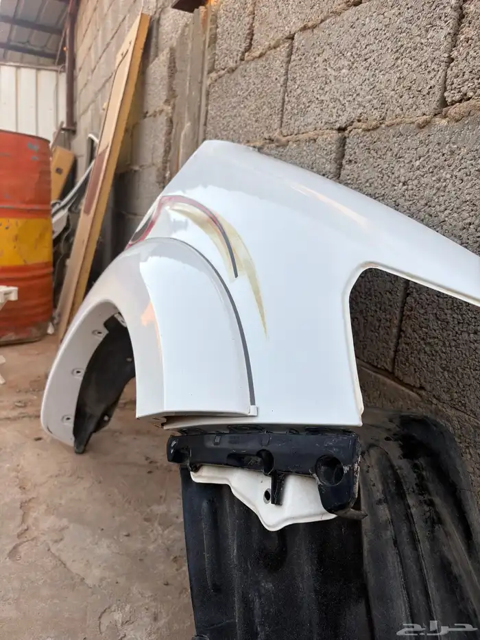 رفرف هايلوكس مدبلة 2013امامي يمين شد بلد 2