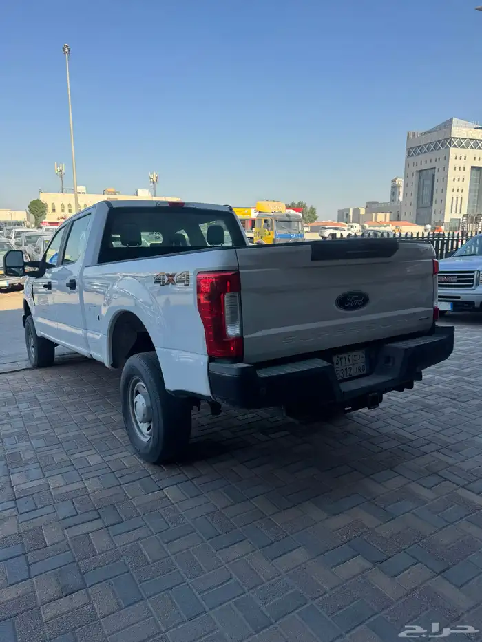 فورد F350 غمارتين دبل 8
