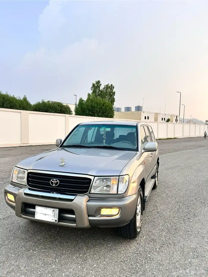 لاندكروزر GXR-1 سعودي 2002 44