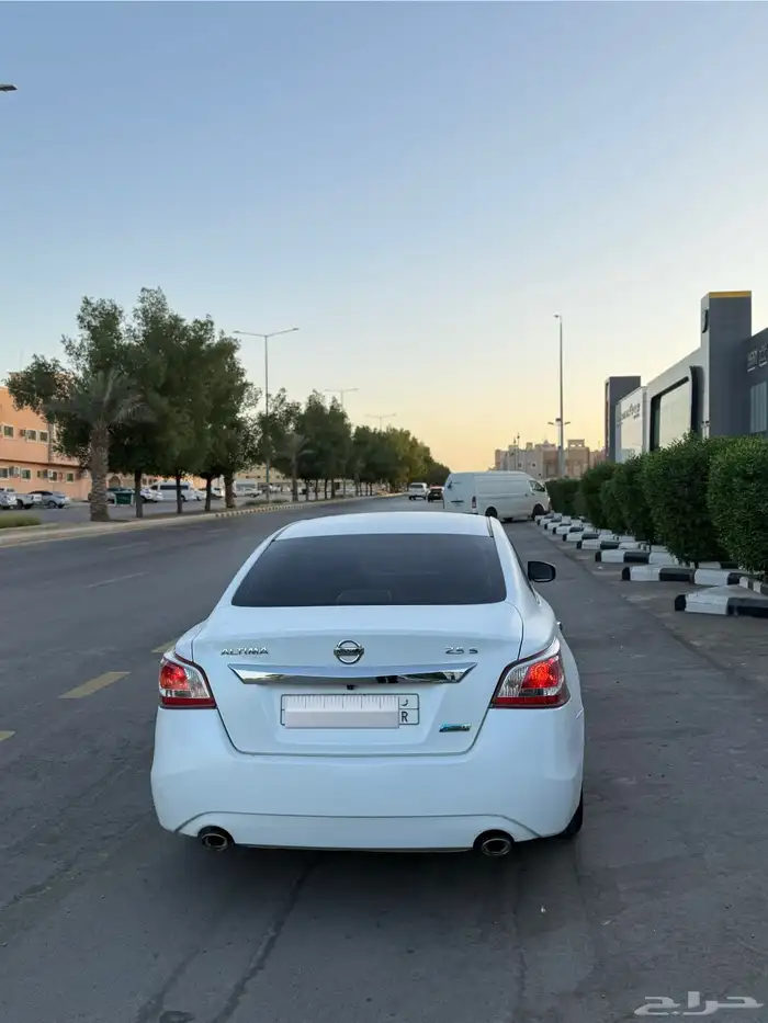 نيسان التيما 2013 5