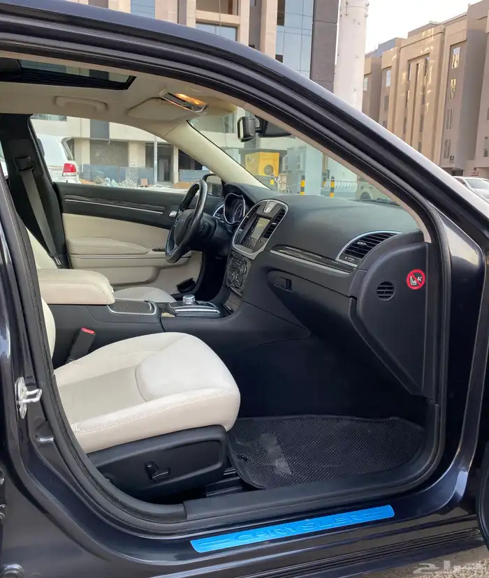 C300 2019 وكالة 35