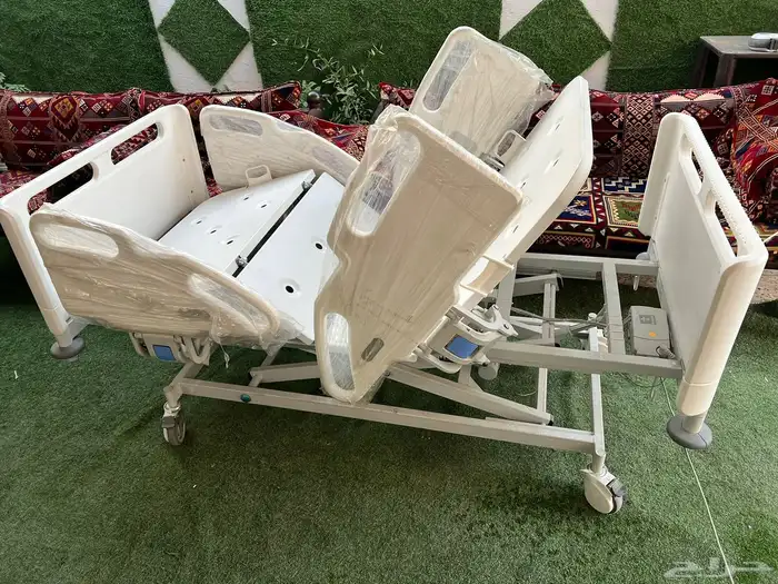 سرير طبي كهربائي 5