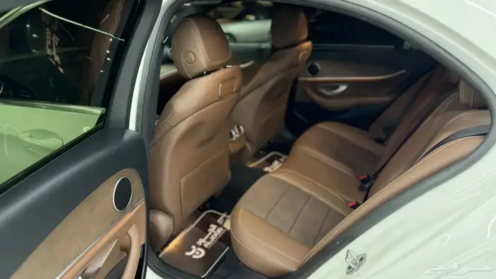 مرسيديس E200 6