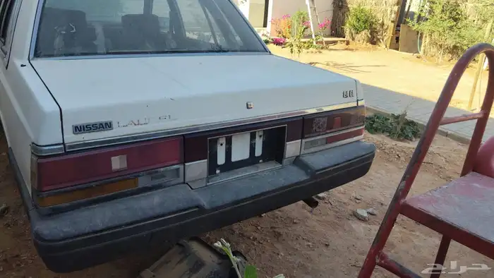 نيسان لوريل 1985 200L تشليح قطع 3