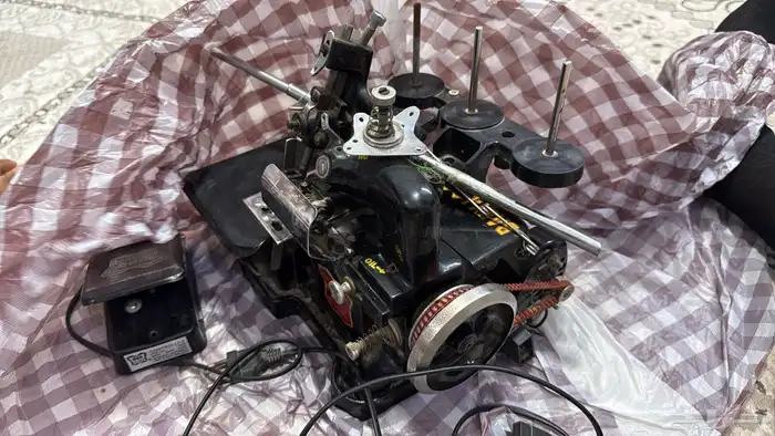 مكينة تطريز 0