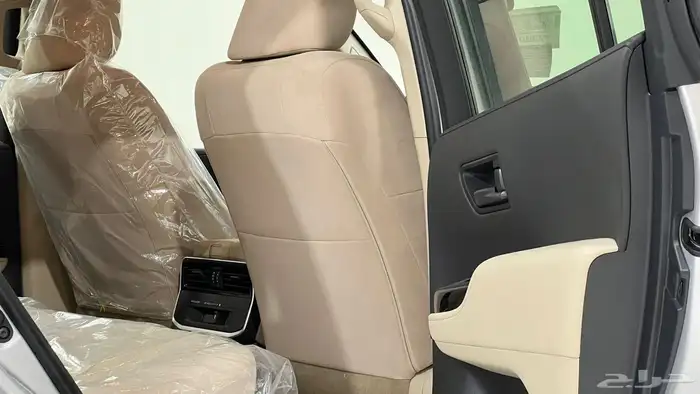 تويوتا لاندكروزر GX.R.2025هدد تنفس طبيعي عرض اليوم الوطني.. 11