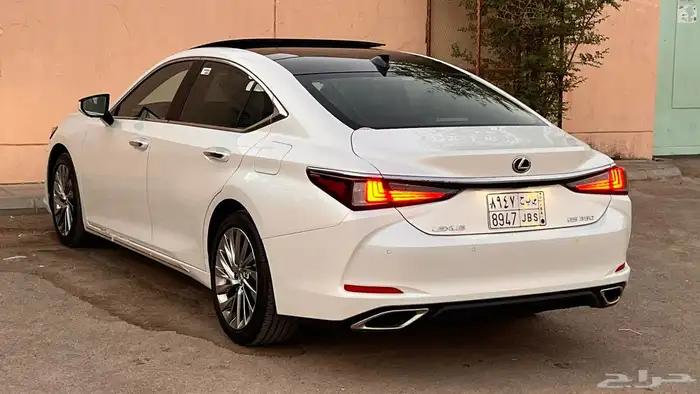 لكزس ES350 DD 2024 8