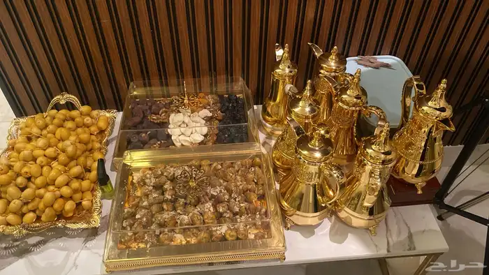 قهوجي الرياض ومضيف 1