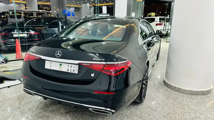 تاجير جميع انواع السيارات الفارهه VIP 40