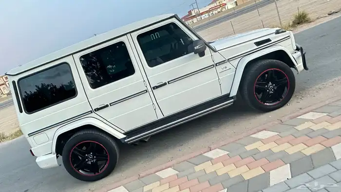 جي كلاس يعتبر مخزن والسعر ممتاز والبيع مستعجل 2
