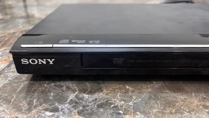 مشغل dvd sony 2