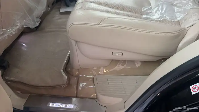 للبيع لكزس موديل 19 مشروط من والي 19