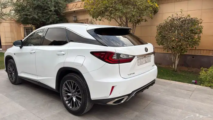 لكزس RX350F sport موديل 2019 وارد عبداللطيف 4