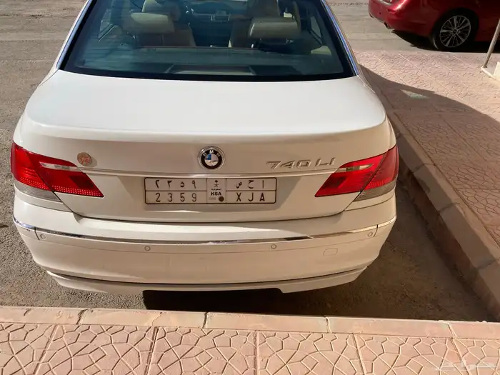 بي ام دبليو 730 5