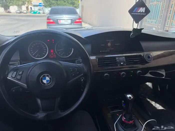 للبيع BMW E60 545i 11