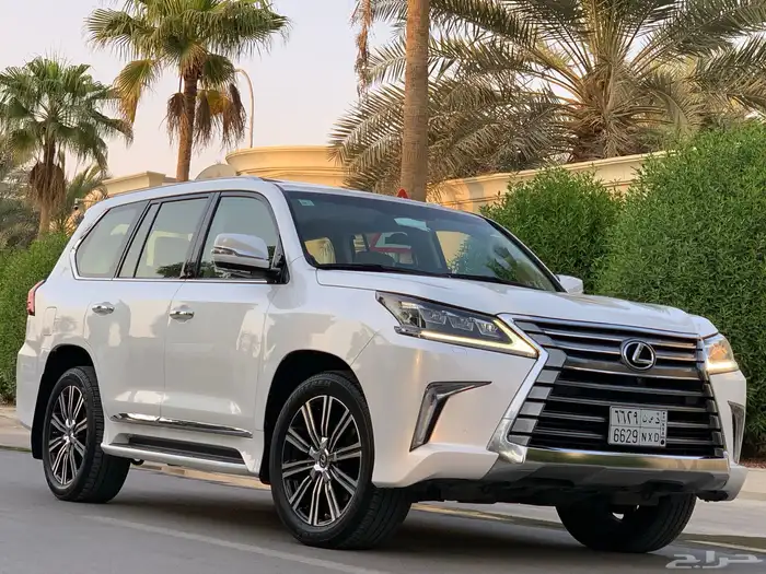لكزس LX570 موديل 2019 بحالة الوكاله ممشى 76 الف 3