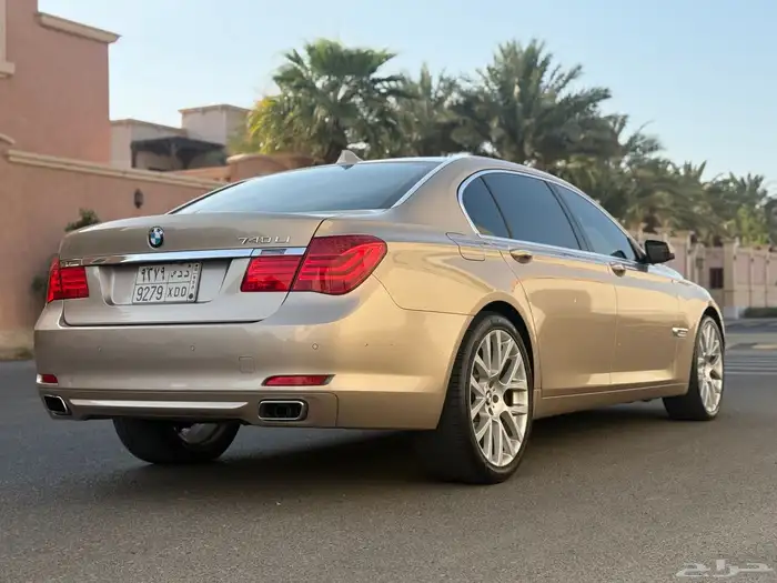 بحالة الوكالة وممشى قليل BMW 730 3