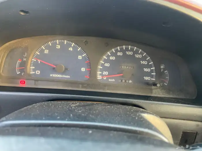 هايلوكس 2001 GLX ماشيه 287 الف فقط 10