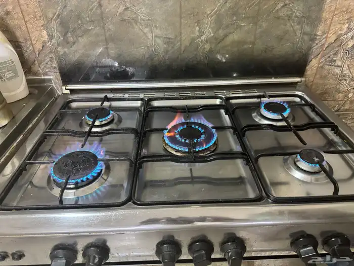 فرن للبيع بحاله جيدة 2