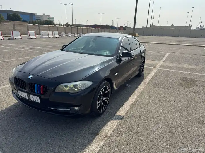 بي ام دبليو 530 i الفئه الخامسه 6