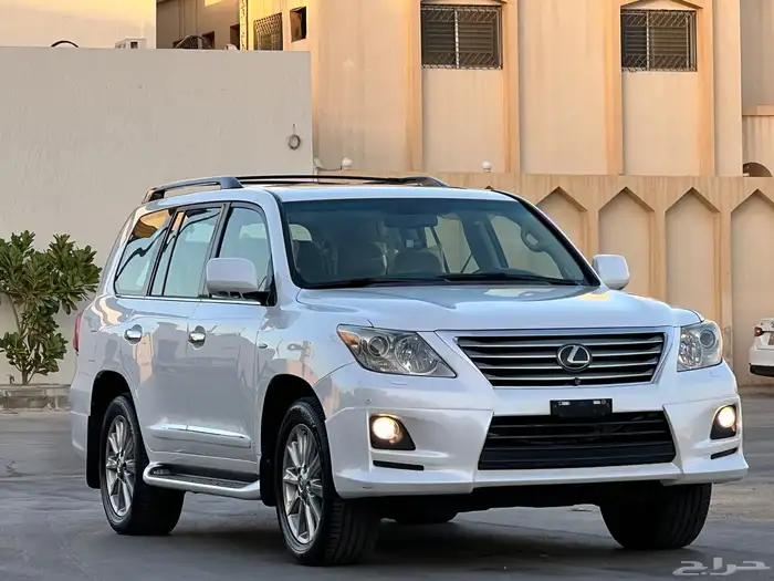 لكزس LX 570 - 2011 فل - وكالة 2