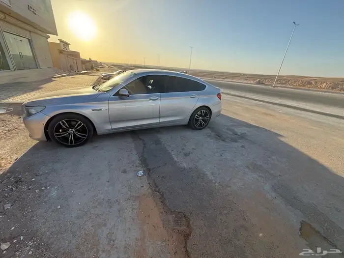 بي ام حجم 520 1